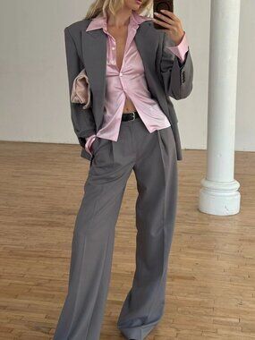 Helsa pink real silk button-up shirt with shower pads